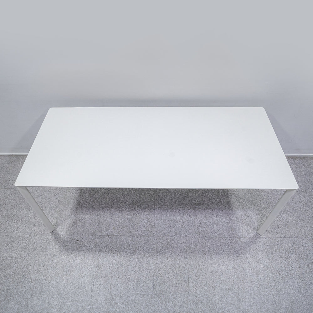 Cassina ixc. / RITMO