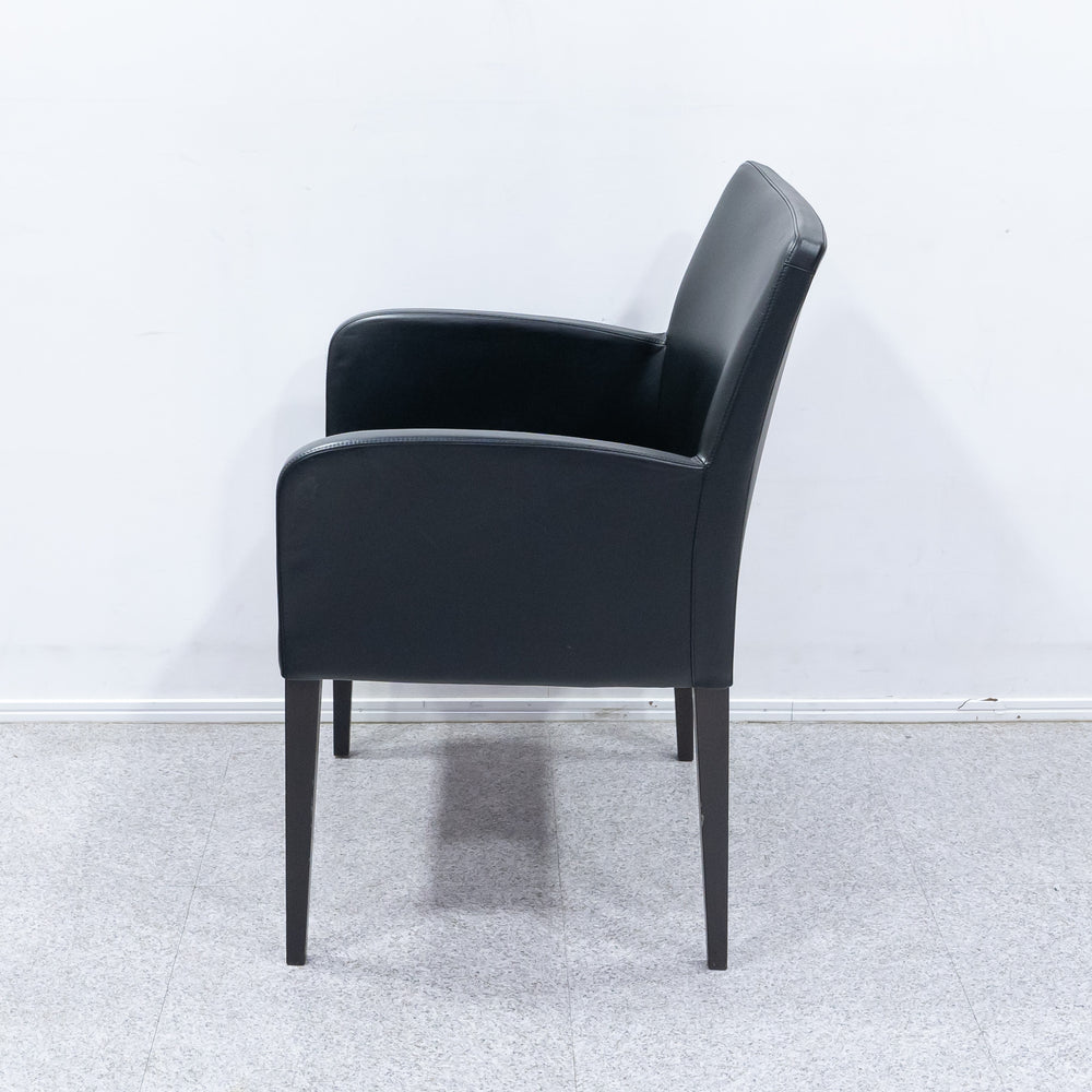 【中古品】Poltrona Frau / LIZ Armchair / ポルトローナ・フラウ