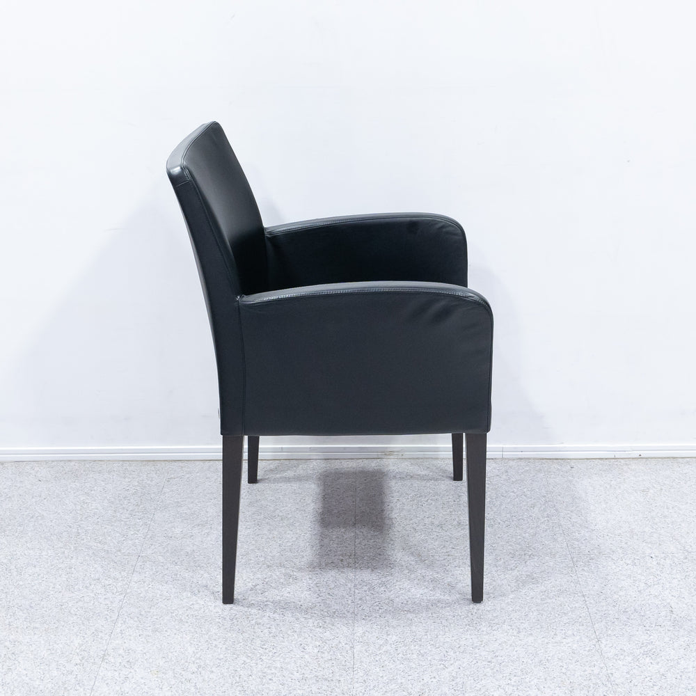 【中古品】Poltrona Frau / LIZ Armchair / ポルトローナ・フラウ