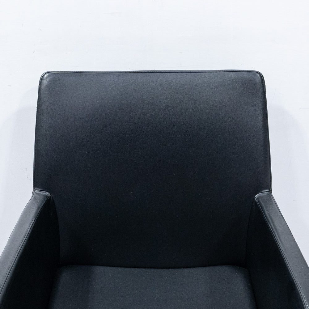 【中古品】Poltrona Frau / LIZ Armchair / ポルトローナ・フラウ