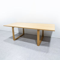FRITZ HANSEN / ESSAY CM23