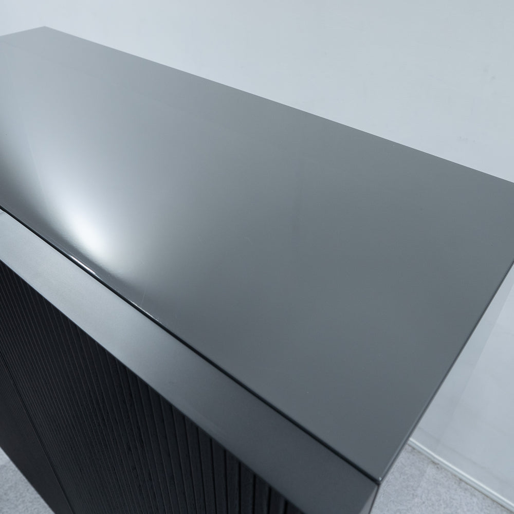 Minotti / AYLON CABINET WITH SHELVES