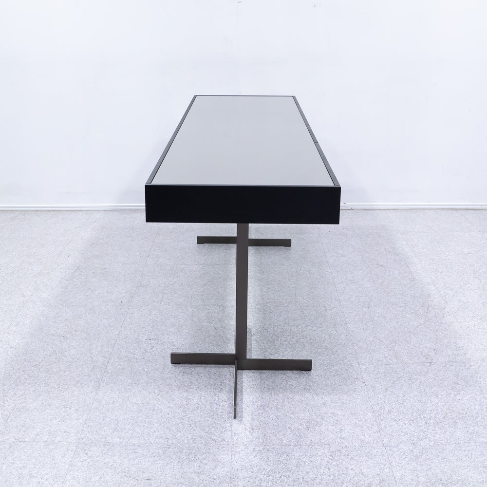 Minotti / CLOSE WRITING DESK