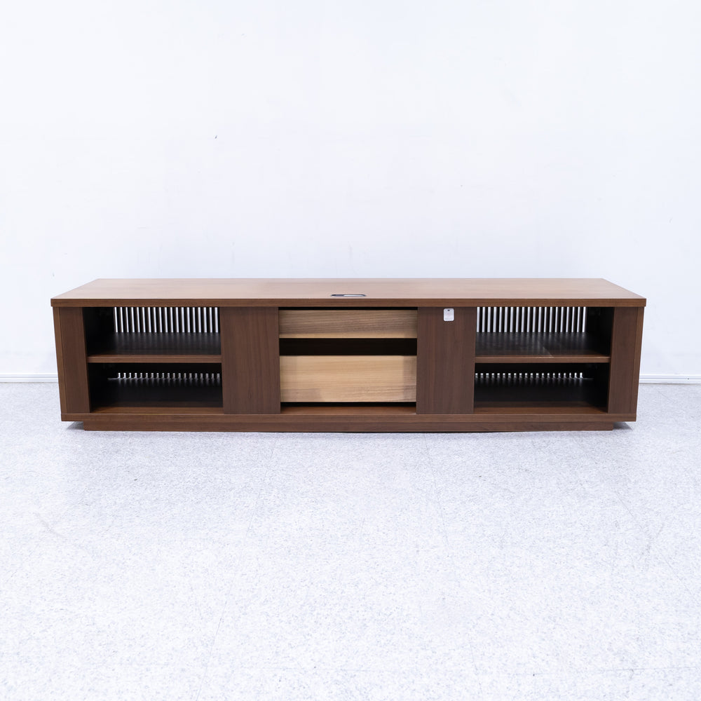 Ritzwell / UNO