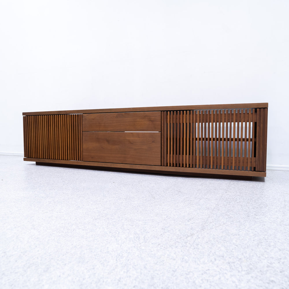 Ritzwell / UNO