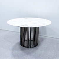 Cassina / 475 BOBOLI
