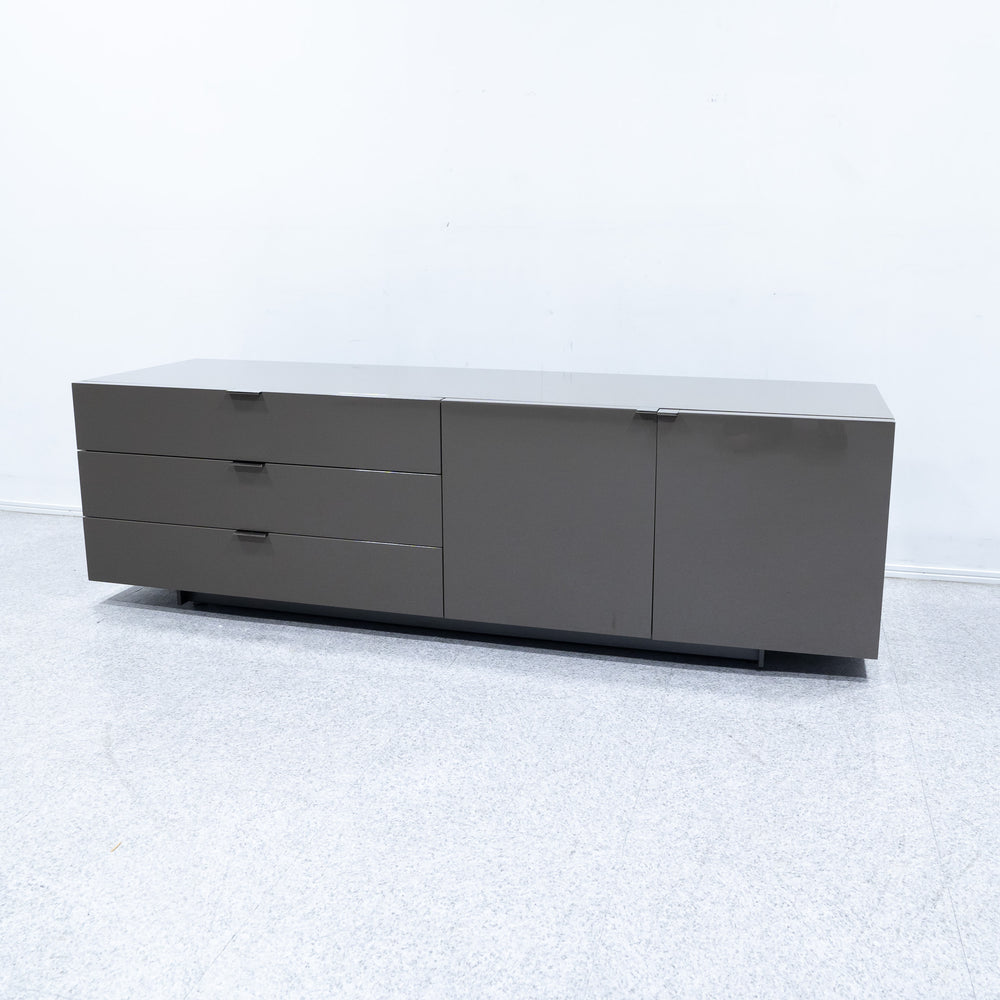 Minotti / HARVEY LINE