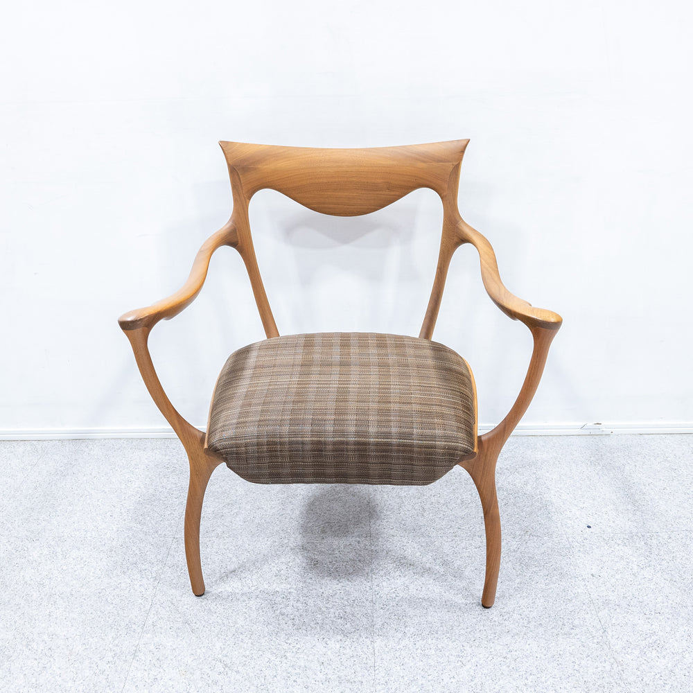 CECCOTTI COLLEZIONI / WHITY Dining Table, HYPNOS Dining Chair