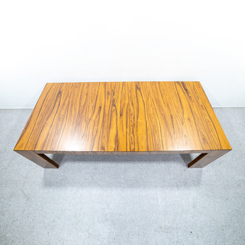 Cassina / 370 EL DOM