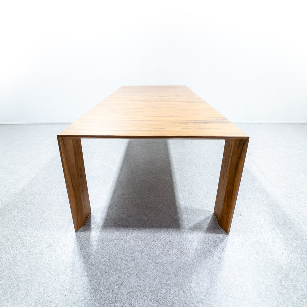 Cassina / 370 EL DOM