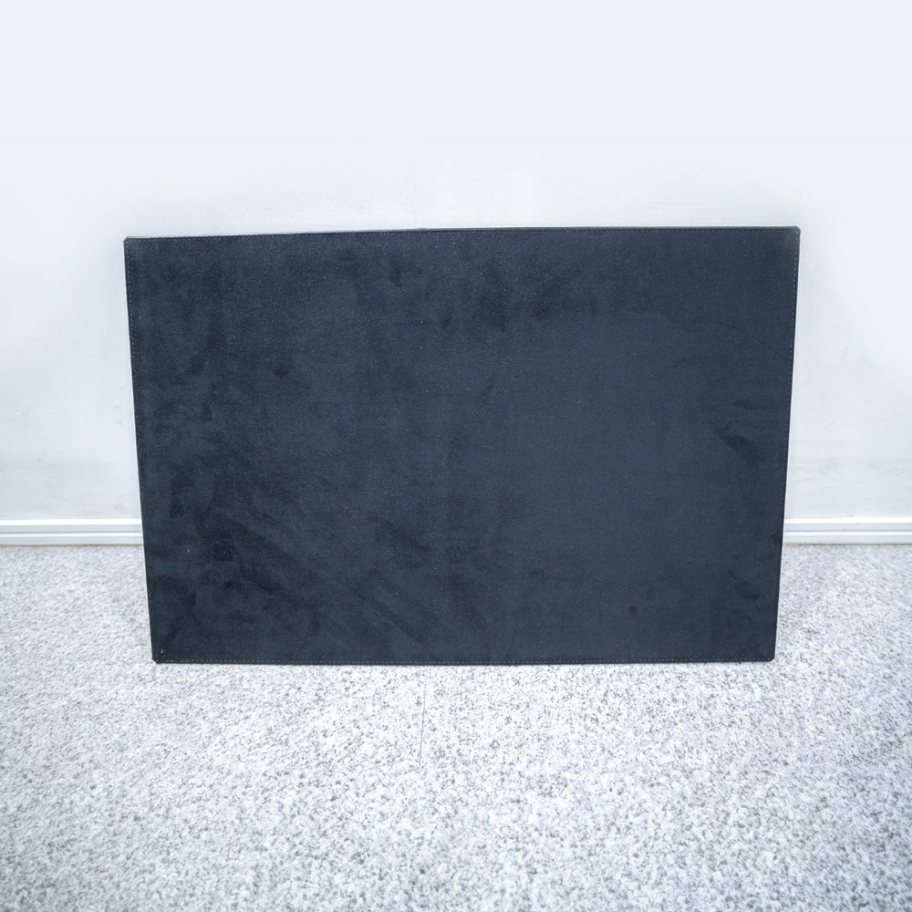 Cassina ixc. / DESK MAT