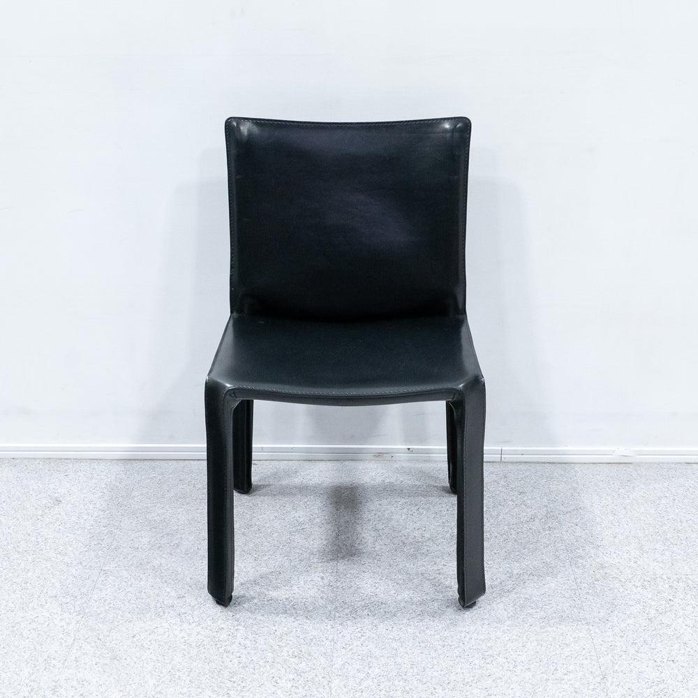 Cassina / 412 CAB Black