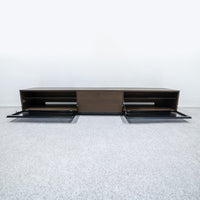 Cassina ixc. / BREATH theater board