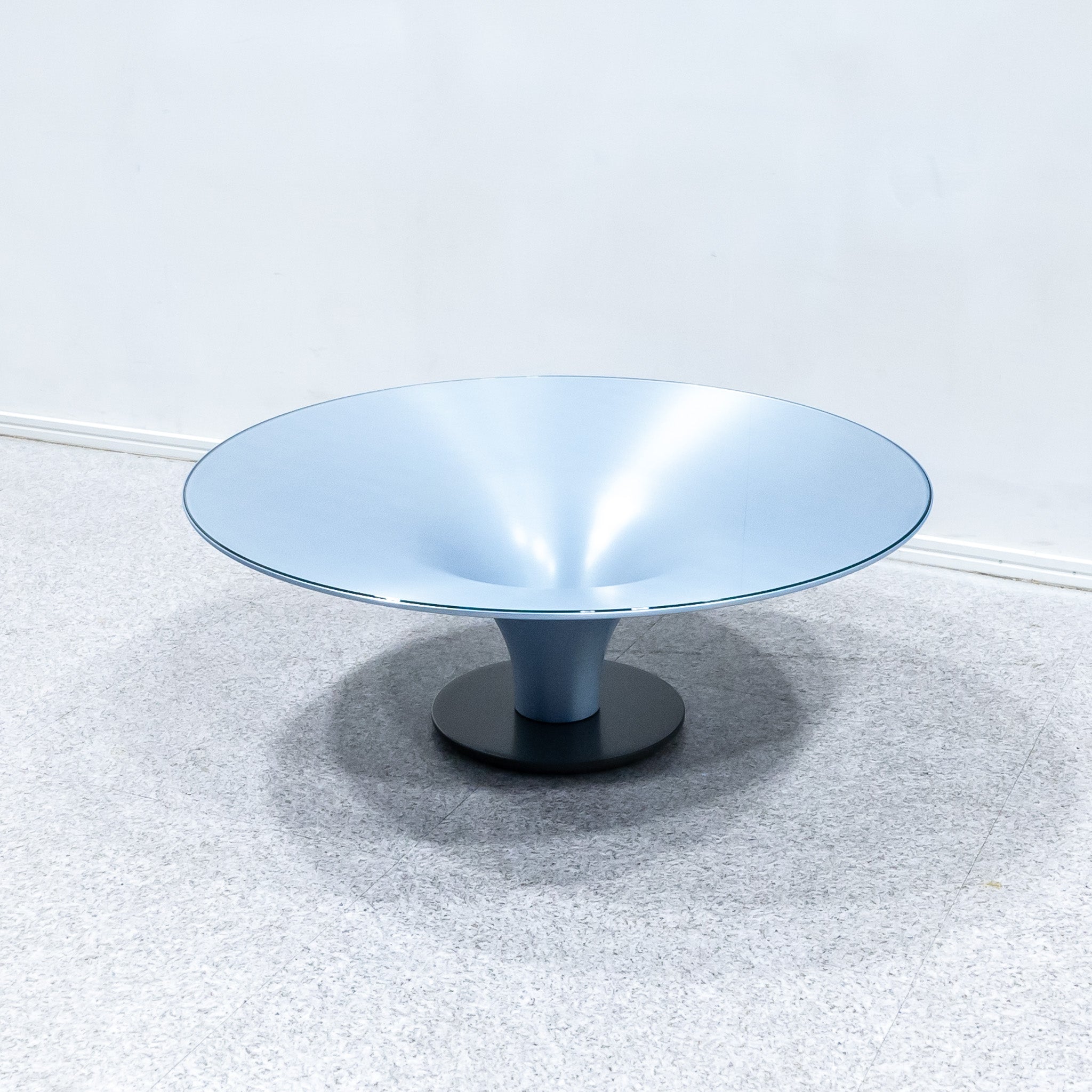 メ0209-27　Roche Bobois ロッシュボボア Ovni テーブル メ0209-27 Roche Bobois ロッシュボボア Ovni テーブル cocktail