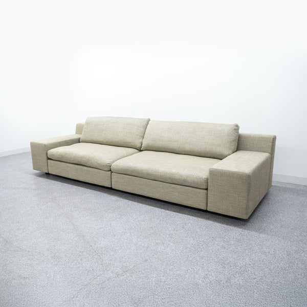 Cassina / 236 MISTER