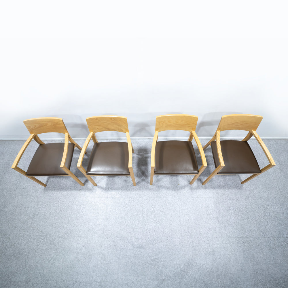Cassina ixc. / CALM