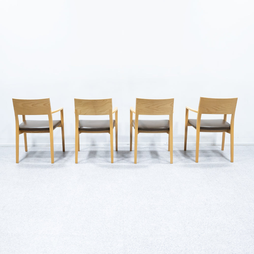 Cassina ixc. / CALM