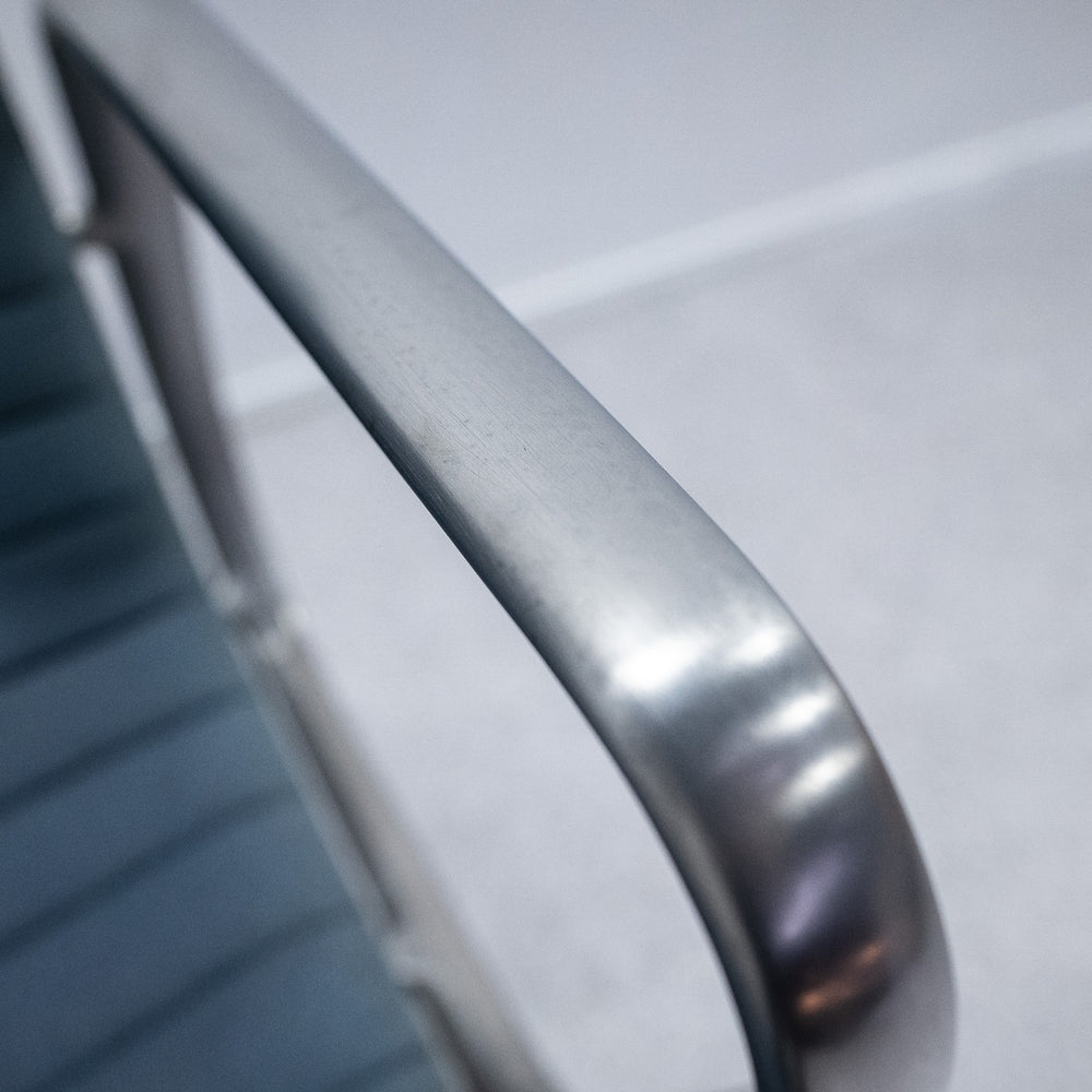 Herman Miller / Eames Aluminum Group Side Chair