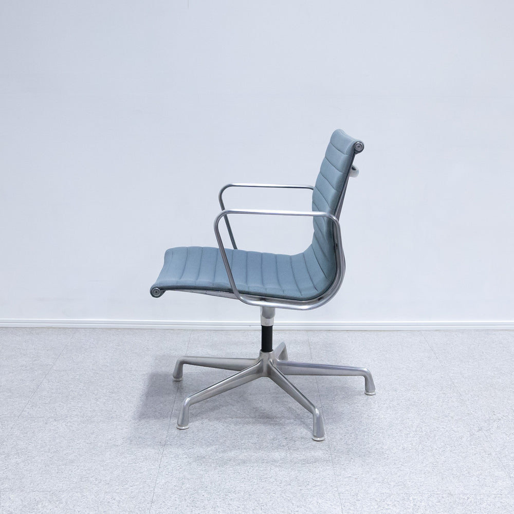 Herman Miller / Eames Aluminum Group Side Chair
