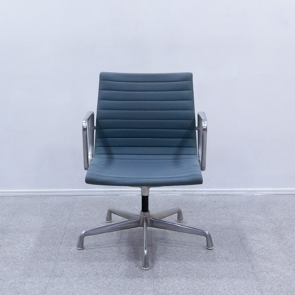 Herman Miller / Eames Aluminum Group Side Chair