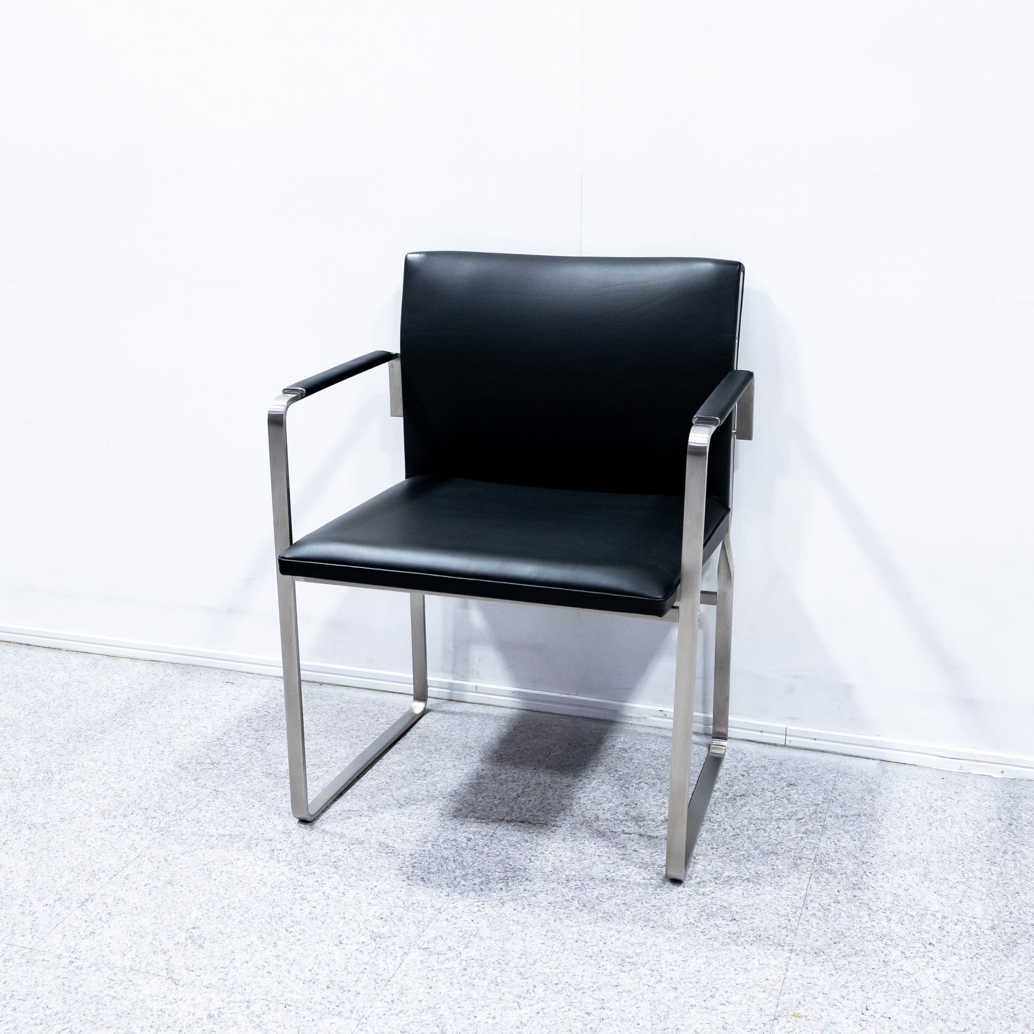 CARL HANSEN&SON / CH111 – Back to the Furniture