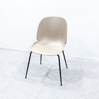 GUBI / Beetle Dining Chair Un-Upholstered