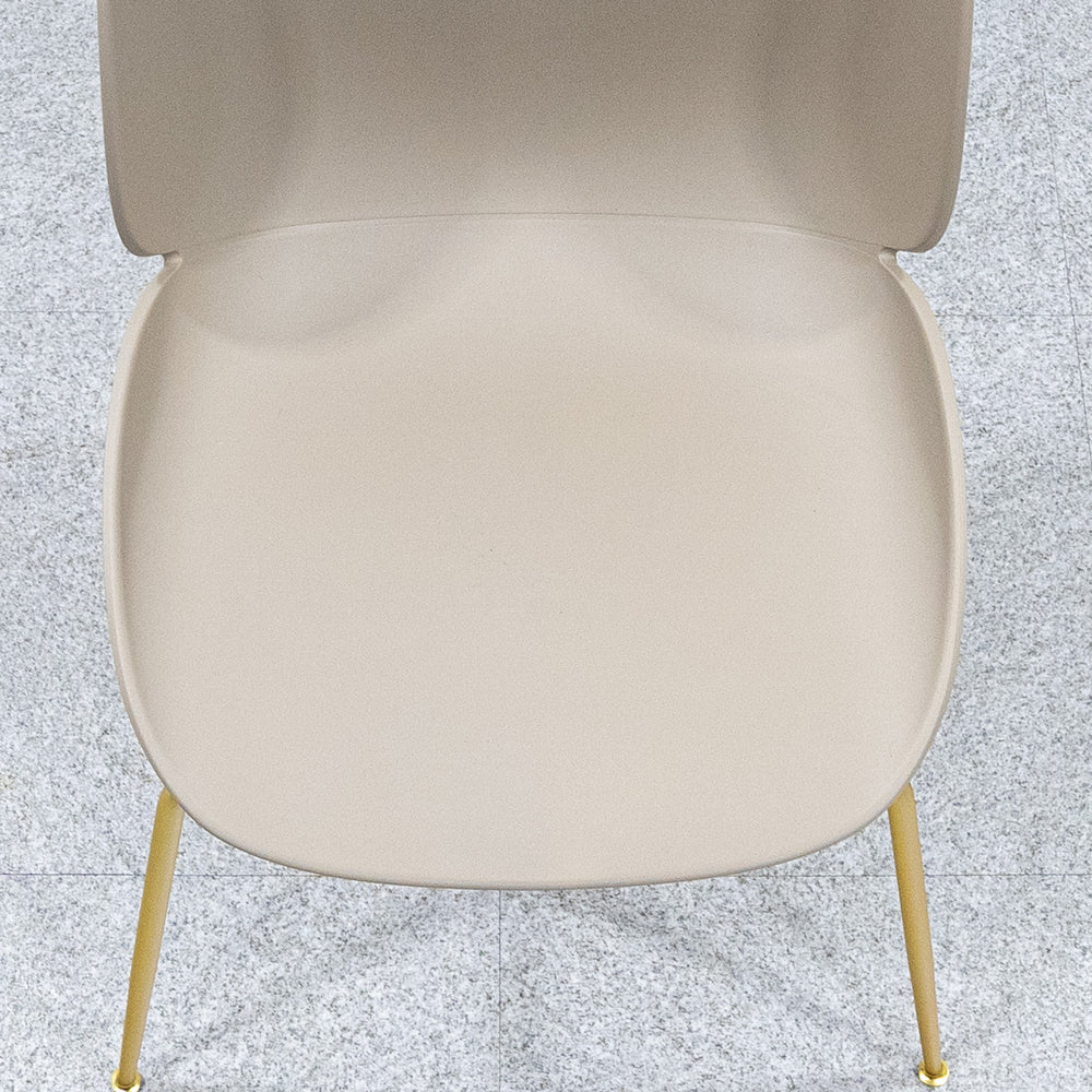 GUBI / Beetle Dining Chair Un-Upholstered