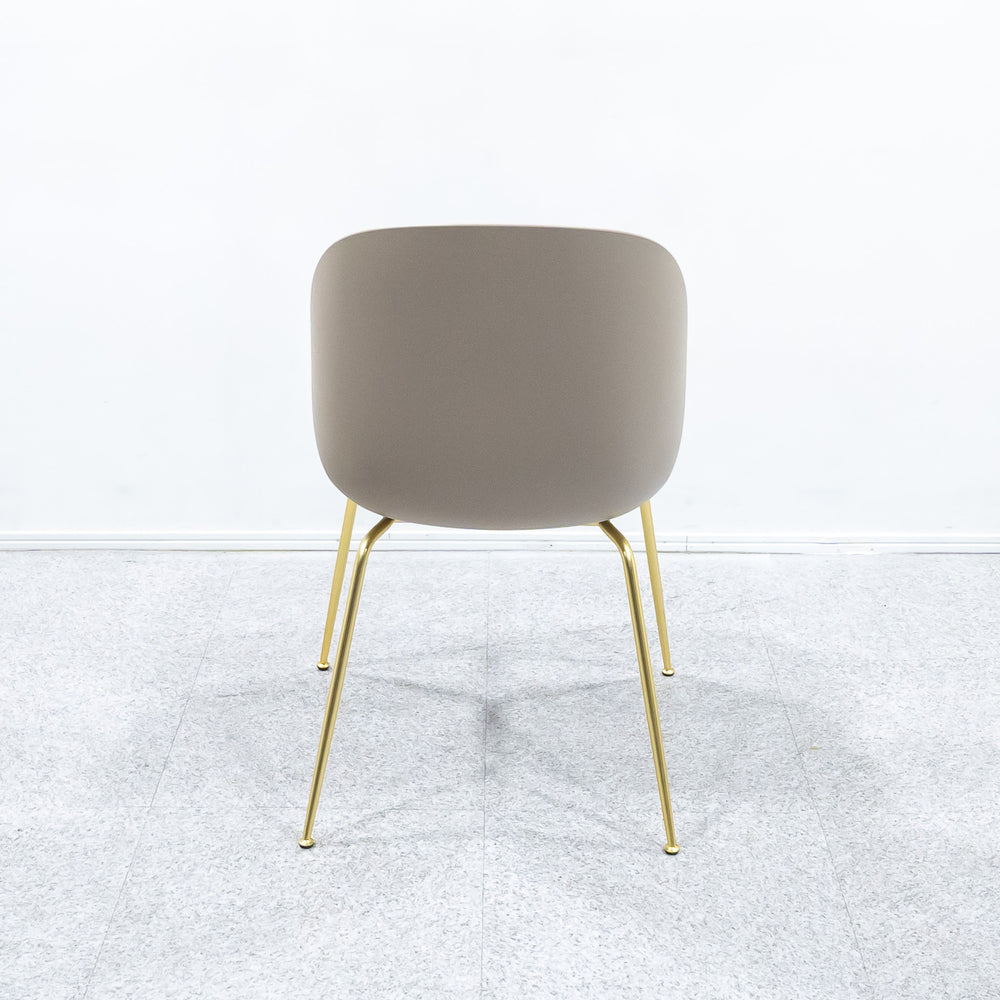 GUBI / Beetle Dining Chair Un-Upholstered