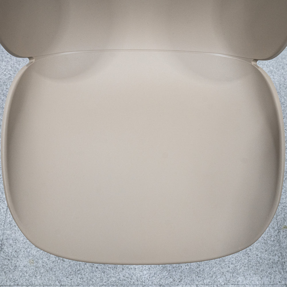 GUBI / Beetle Dining Chair Outdoor