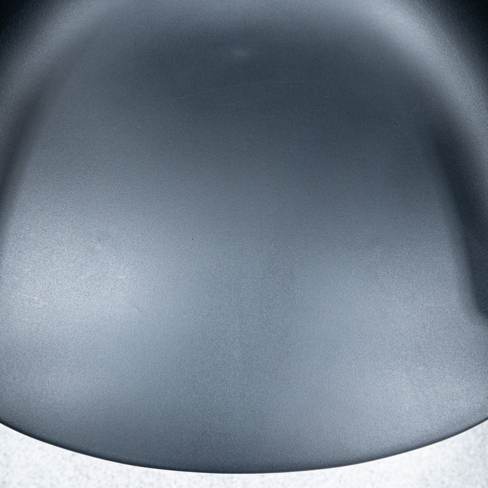 GUBI / Bat Dining Chair