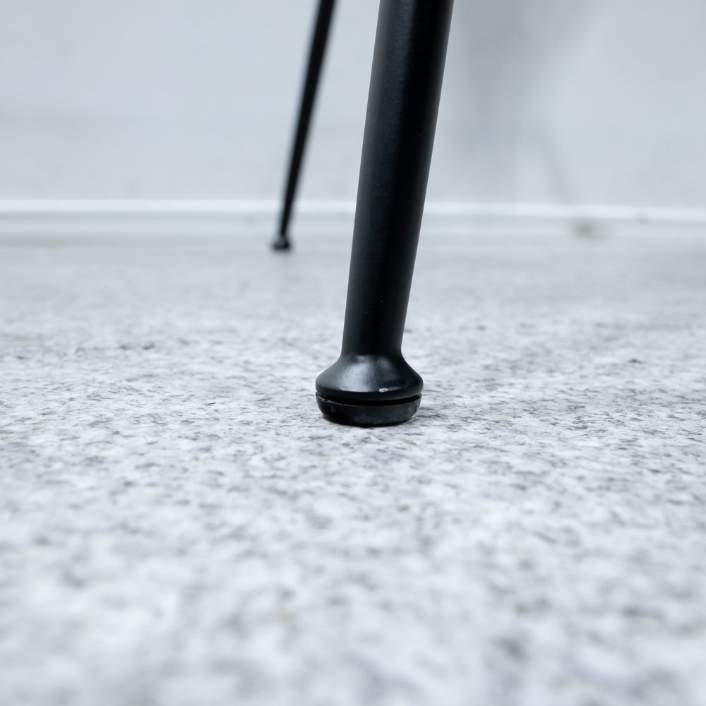 GUBI / Bat Dining Chair