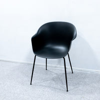 GUBI / Bat Dining Chair
