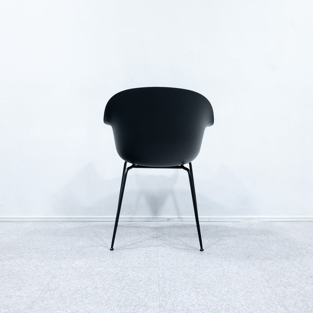 GUBI / Bat Dining Chair