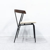 GUBI / Violin Dining Chair