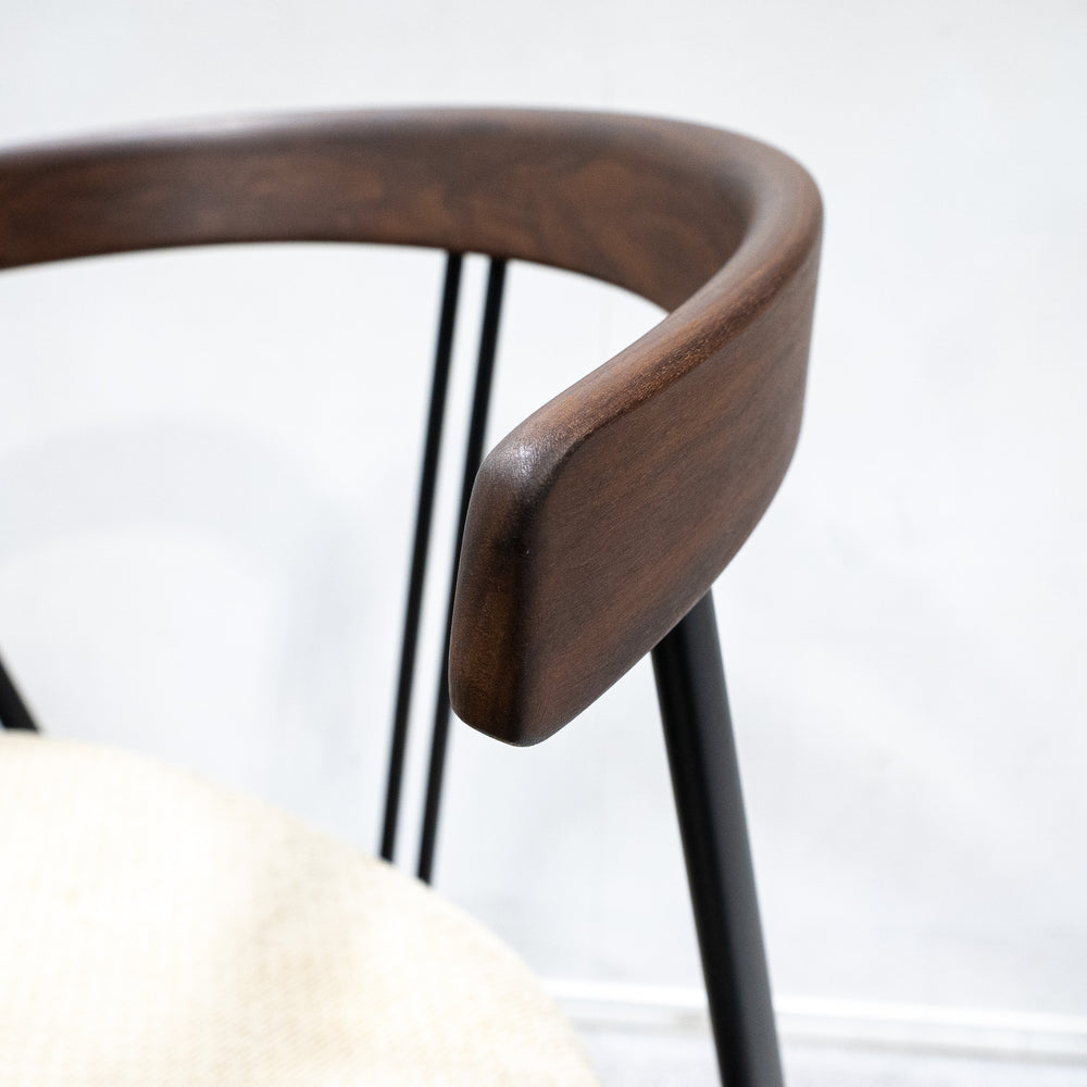 GUBI / Violin Dining Chair