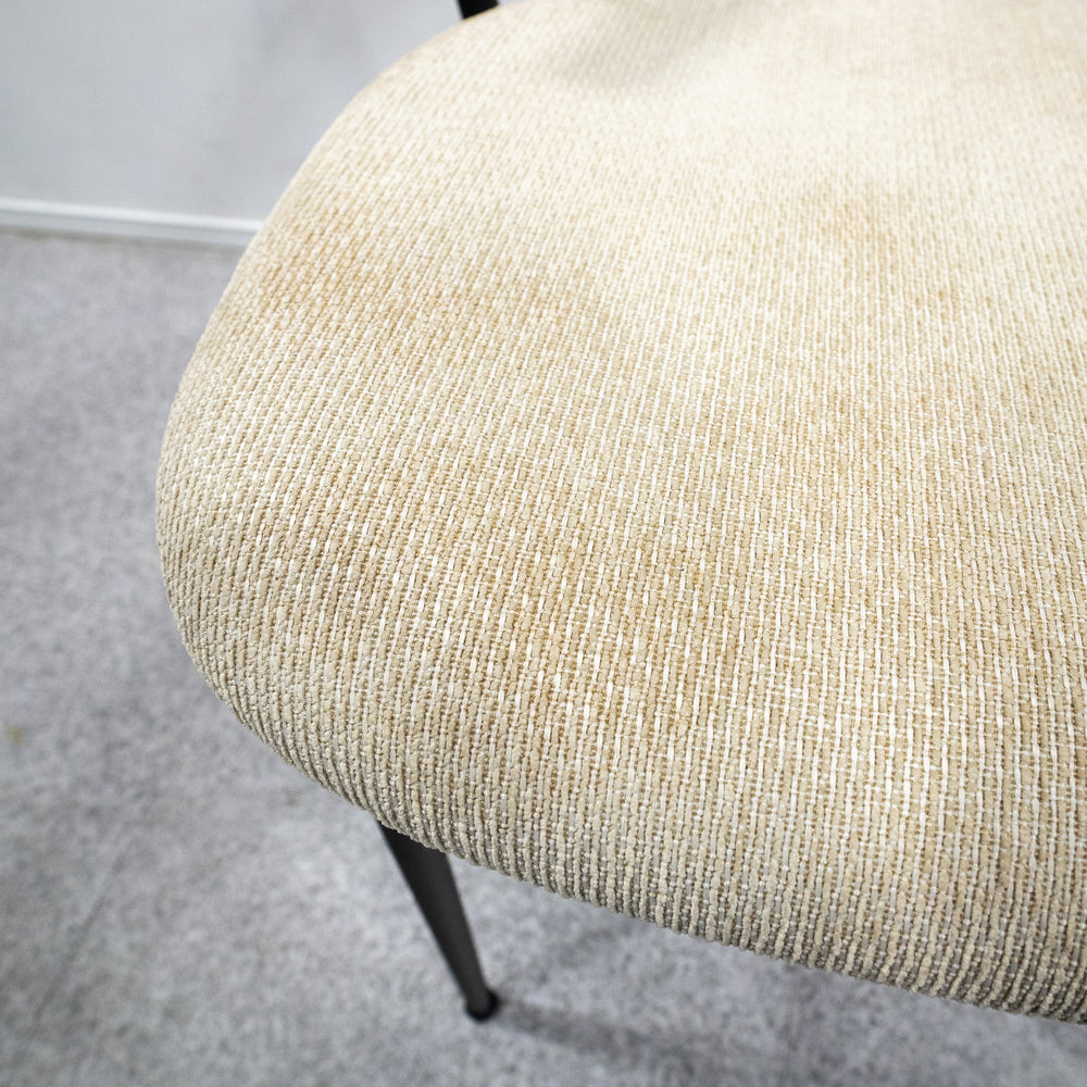 GUBI / Violin Dining Chair