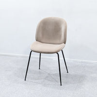 GUBI / Beetle Dining Chair Fully Upholstered