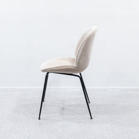 GUBI / Beetle Dining Chair Fully Upholstered