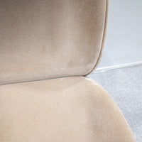 GUBI / Beetle Dining Chair Fully Upholstered