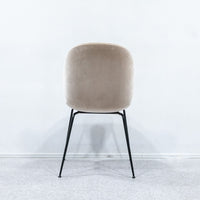 GUBI / Beetle Dining Chair Fully Upholstered