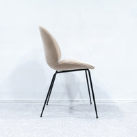 GUBI / Beetle Dining Chair Fully Upholstered