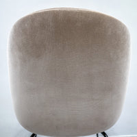 GUBI / Beetle Dining Chair Fully Upholstered