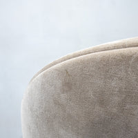 GUBI / Beetle Dining Chair Fully Upholstered