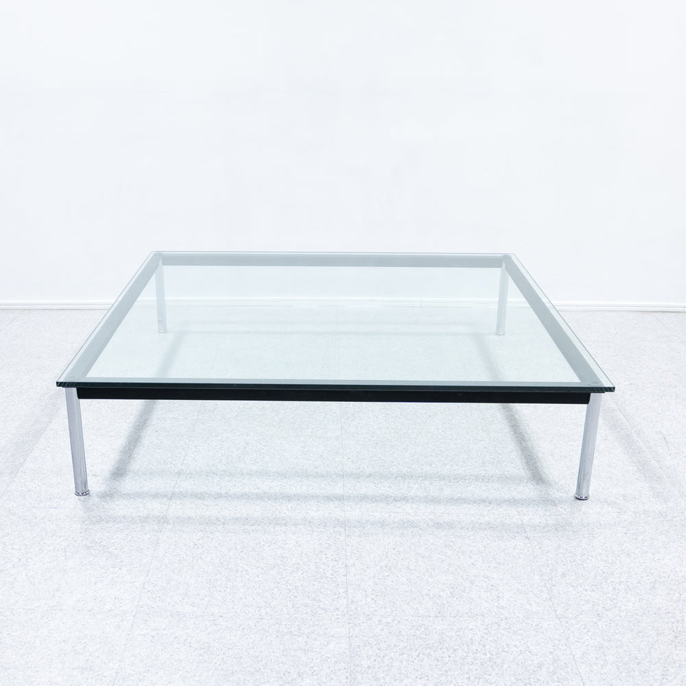 Cassina / 10 TABLE EN TUBE