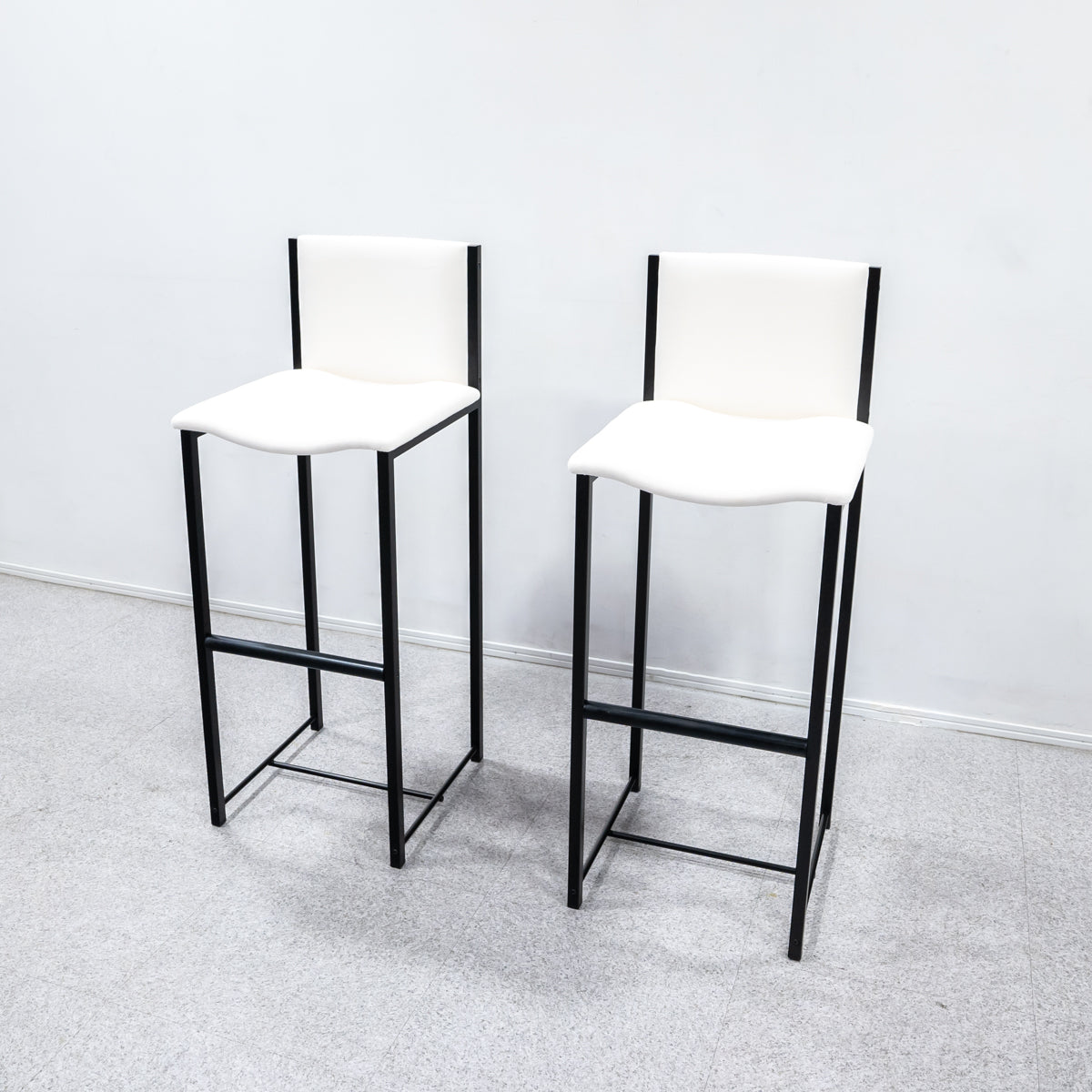 Cassina ixc. / LIMA/C – Back to the Furniture