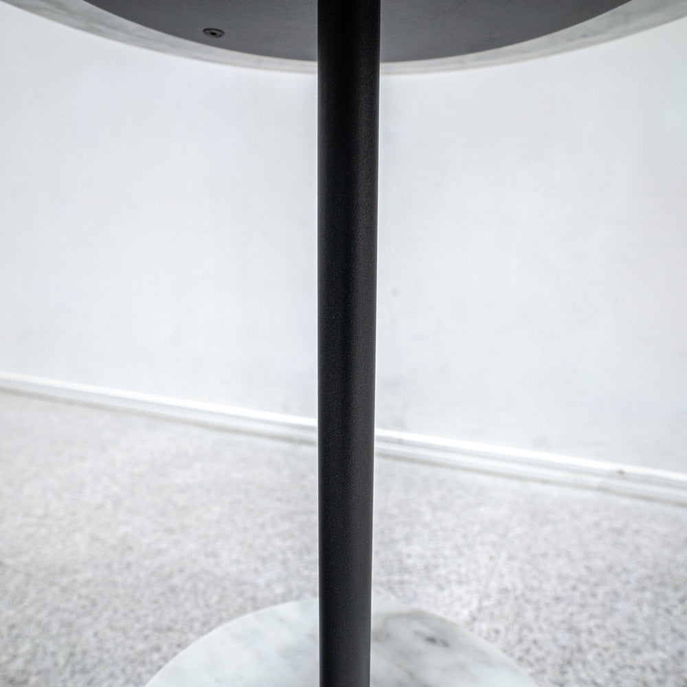Cassina / 194 9（NOVE）bianco carrara