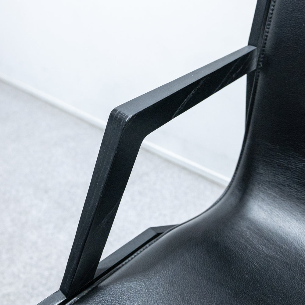 Cassina / 471 PILOTTA