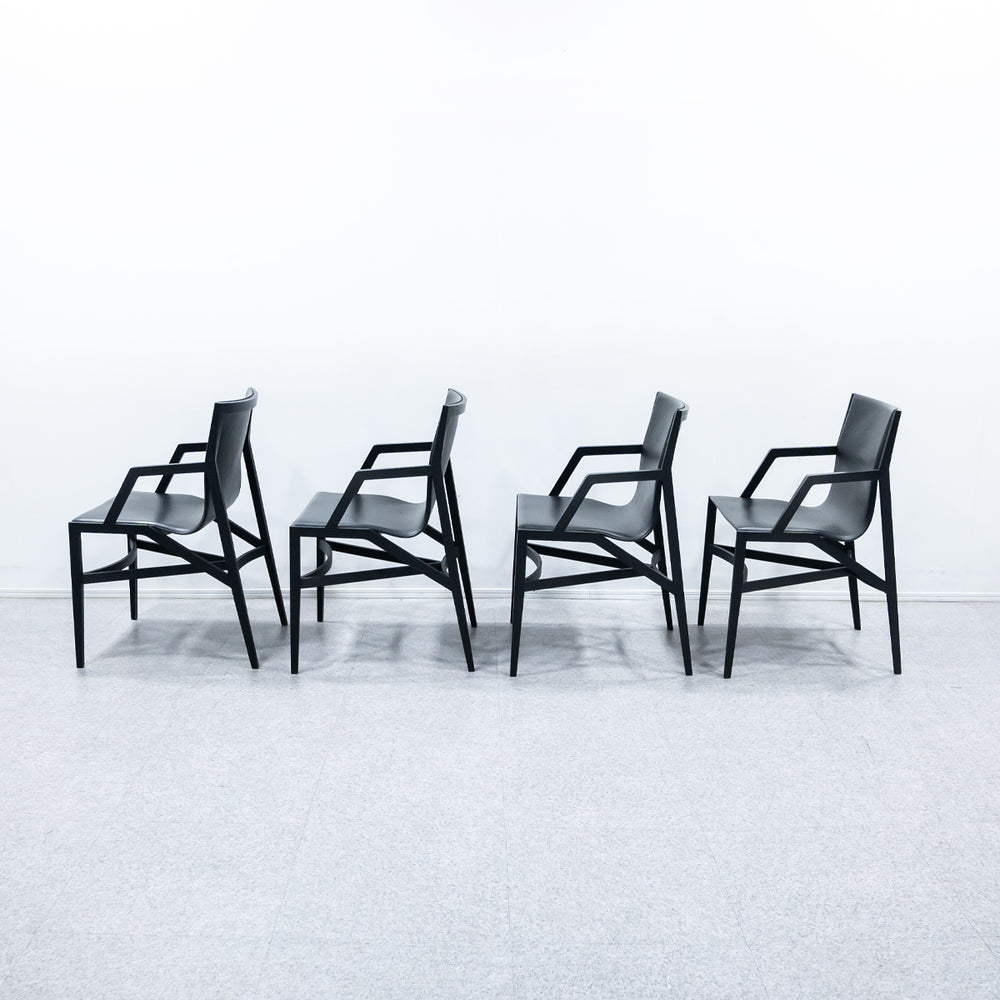 Cassina / 471 PILOTTA