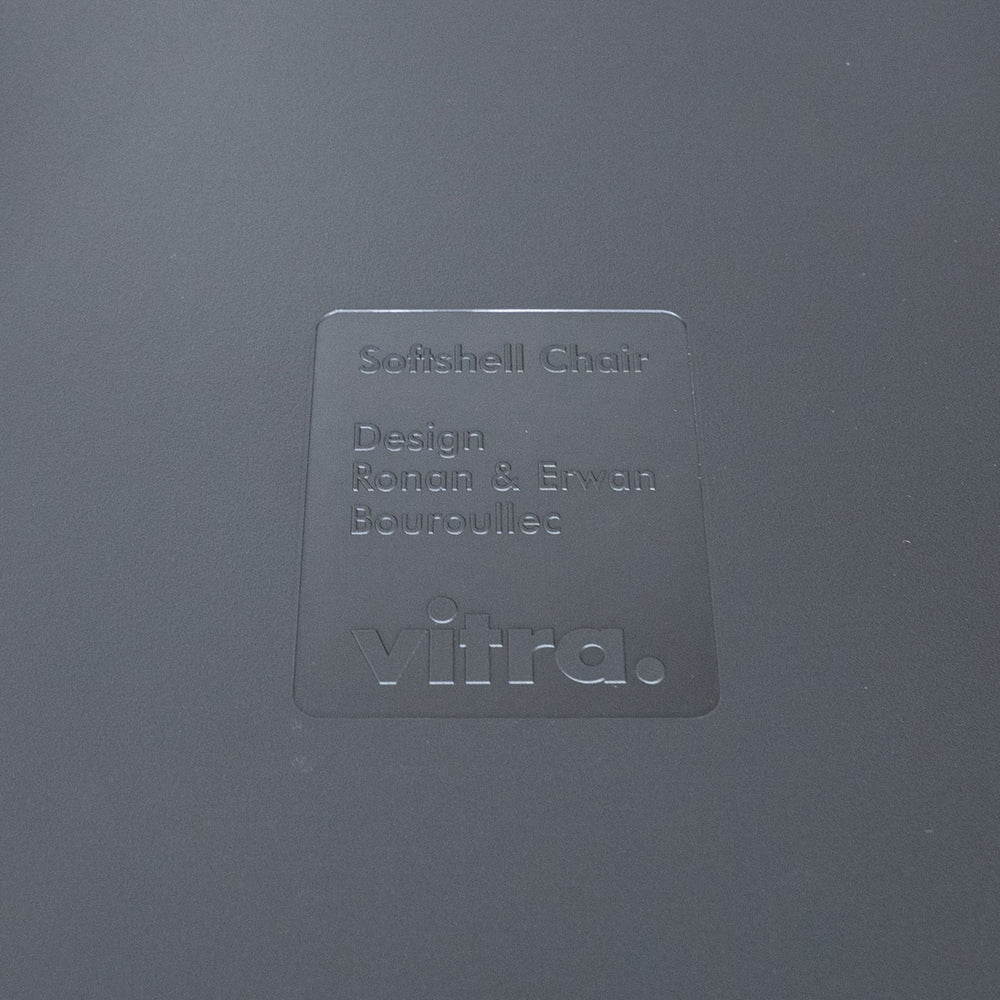 Vitra / Softshell Chair