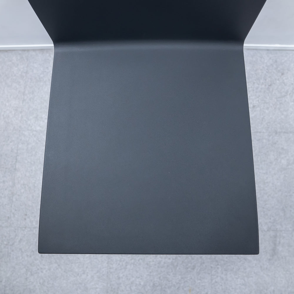 Vitra / .04 Counter